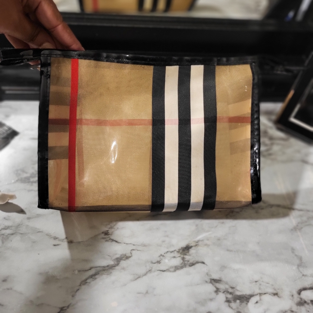 CUTE CLUTCH💓